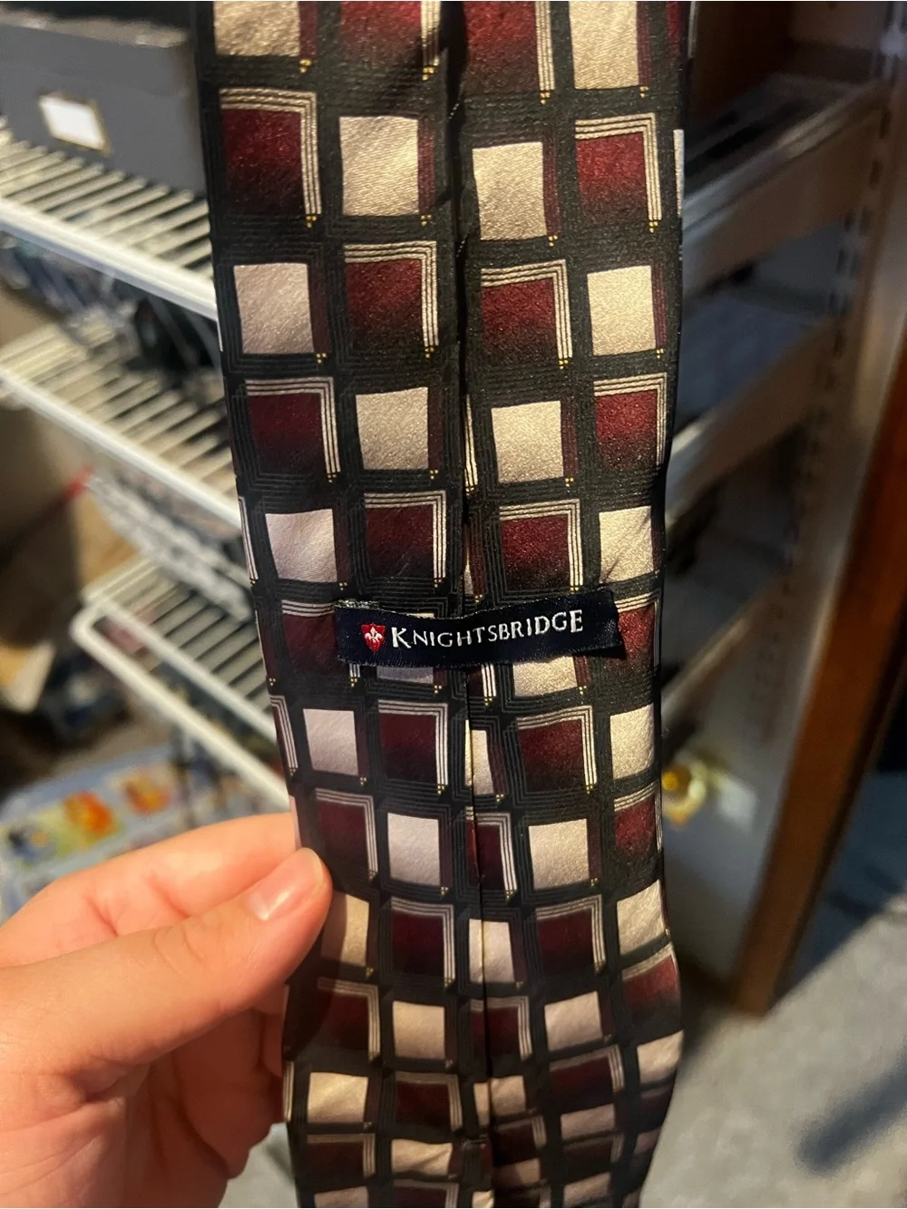 Classic Geometric Men's Neck Tie in Burgundy and White